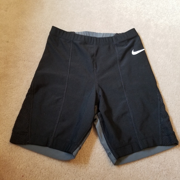 Black Nike dri-fit biker shorts - Picture 1 of 5